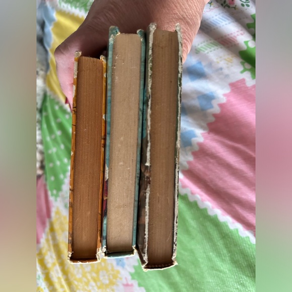 Set of 3 Walt Disney’s Annette Books - Picture 11 of 14